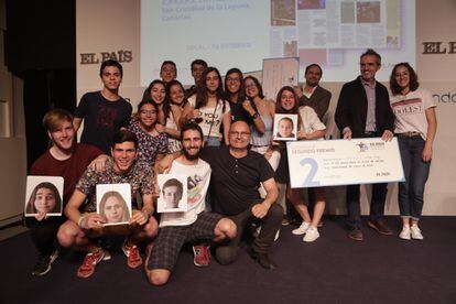 El equipo del CPEIPS Luther King, de Canarias, premiado en segundo lugar en la categoría de Mejor Periódico por 'La Expresión'.