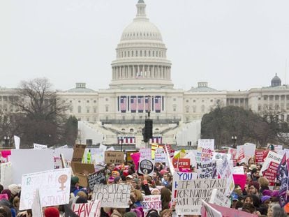 Histórica marcha de las mujeres en Washington el 21 de enero de 2017, tras la investidura de Donald Trump como presidente.