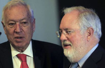 Miguel Arias Cañete y José Manuel García-Margallo, en el acto de hoy.