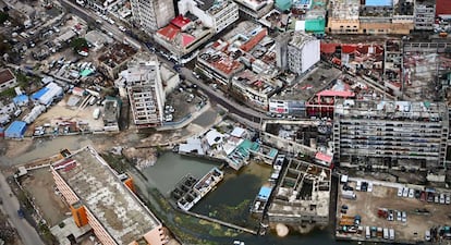 Cidade de Beira depois do passo do ciclone.