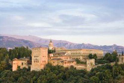 La Alhambra (Granada), uno de los monumentos más visitados.