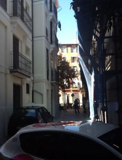 La calle en la que vivía el detenido.