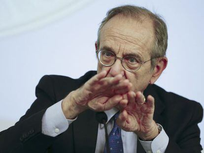 Ministro de econom&iacute;a italiano, Pier Carlo Padoan 