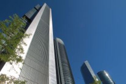 En primer plano, Torre Bankia. Detrás, Torre PwC, Torre Cristal y Torre Espacio.