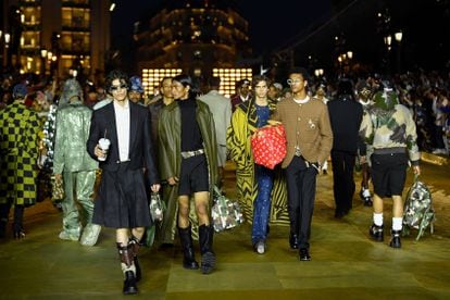 Pharrell Williams se corona en París con su primera colección para