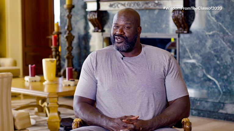 Shaquille O'Neal imparte una charla de fin de curso el pasado mayo