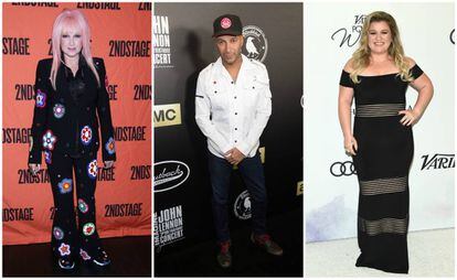 De izquierda a derecha, Cindy Lauper, Tom Morello y Kelly Clarkson, algunos de los artistas que acudirán con la rosa blanca a los Grammy.