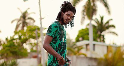El artista Chronixx pertenece a la nueva generación de músicos que reivindican el reggae revival con canciones positivas y antibelicosas.