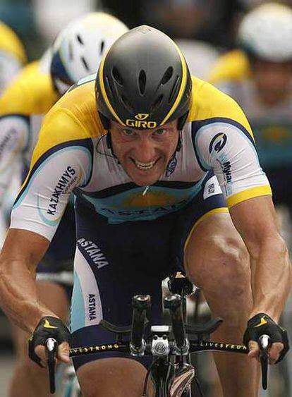 Lance Armstrong, durante la contrarreloj por equipos.