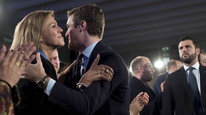 El Presidente del PP Pablo Casado y María Dolores de Cospedal el pasado sábado día 27 de octubre en Sevilla.