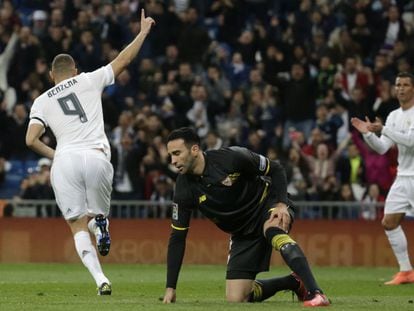 Benzema celebra su gol ante Rami.