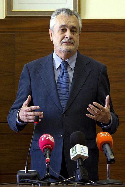 José Antonio Griñán, ayer en Chiclana de la Frontera.
