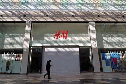 A closed H&M store in Moscow as a result of the Russian invasion of Ukraine.