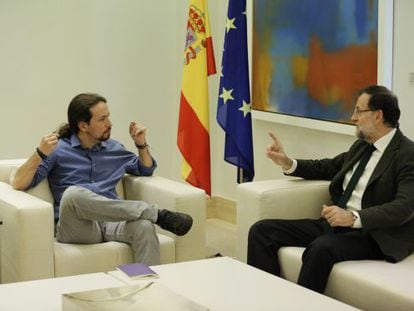 Mariano Rajoy, presidente del Gobierno, reunido con Pablo Iglesias, l&iacute;der de Podemos.