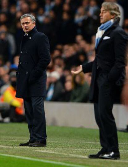 Mourinho y Mancini, durante el partido.