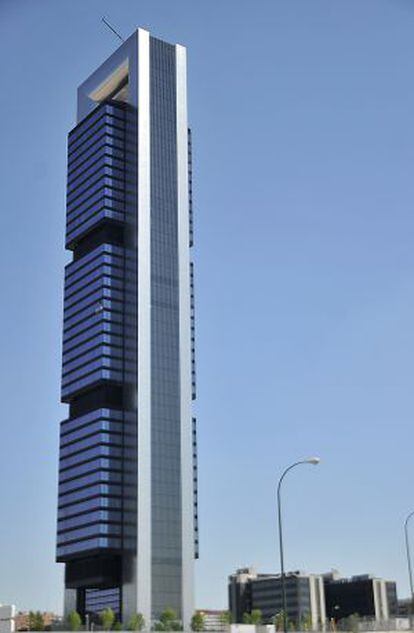 La torre de Bankia, diseñada por Norman Foster.