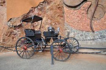 Una antigua calesa a la entrada de la antigua mina de El Edén, en Zacatecas.