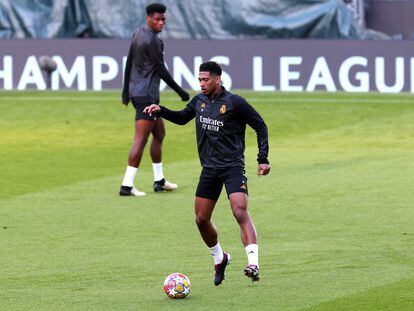 Jude Bellingham, este martes en el entrenamiento en Mánchester.