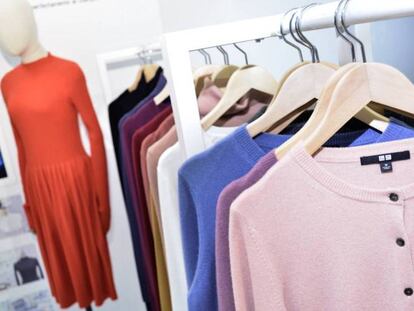 Prendas de Uniqlo.