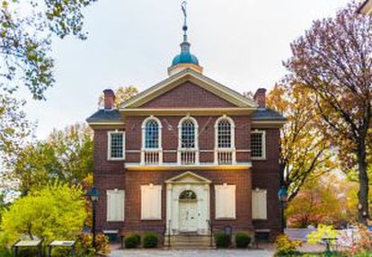 Fachada de Carpenter's Hall, en el centro histórico de Filadelfia.