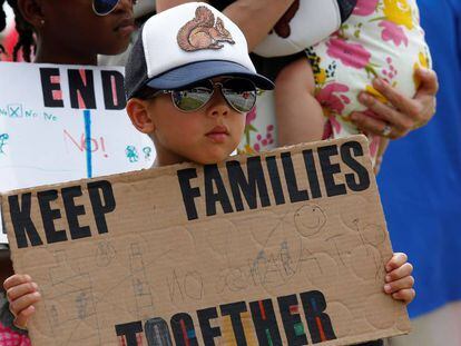 Familias separadas y un largo proceso de readaptación ¿Cuál es el destino de las personas deportadas?