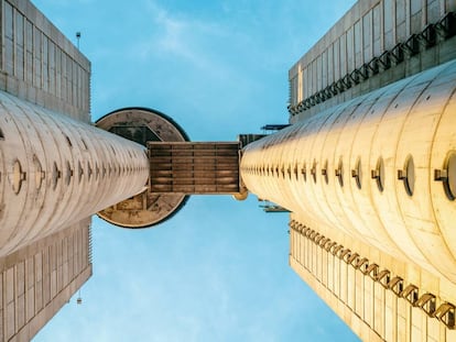 La contundente Torre Genex, en Belgrado, la capital de Serbia.