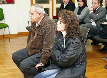 Águeda García y José Antonio Hernández, propietaria y responsable comercial, ayer, en el juicio.