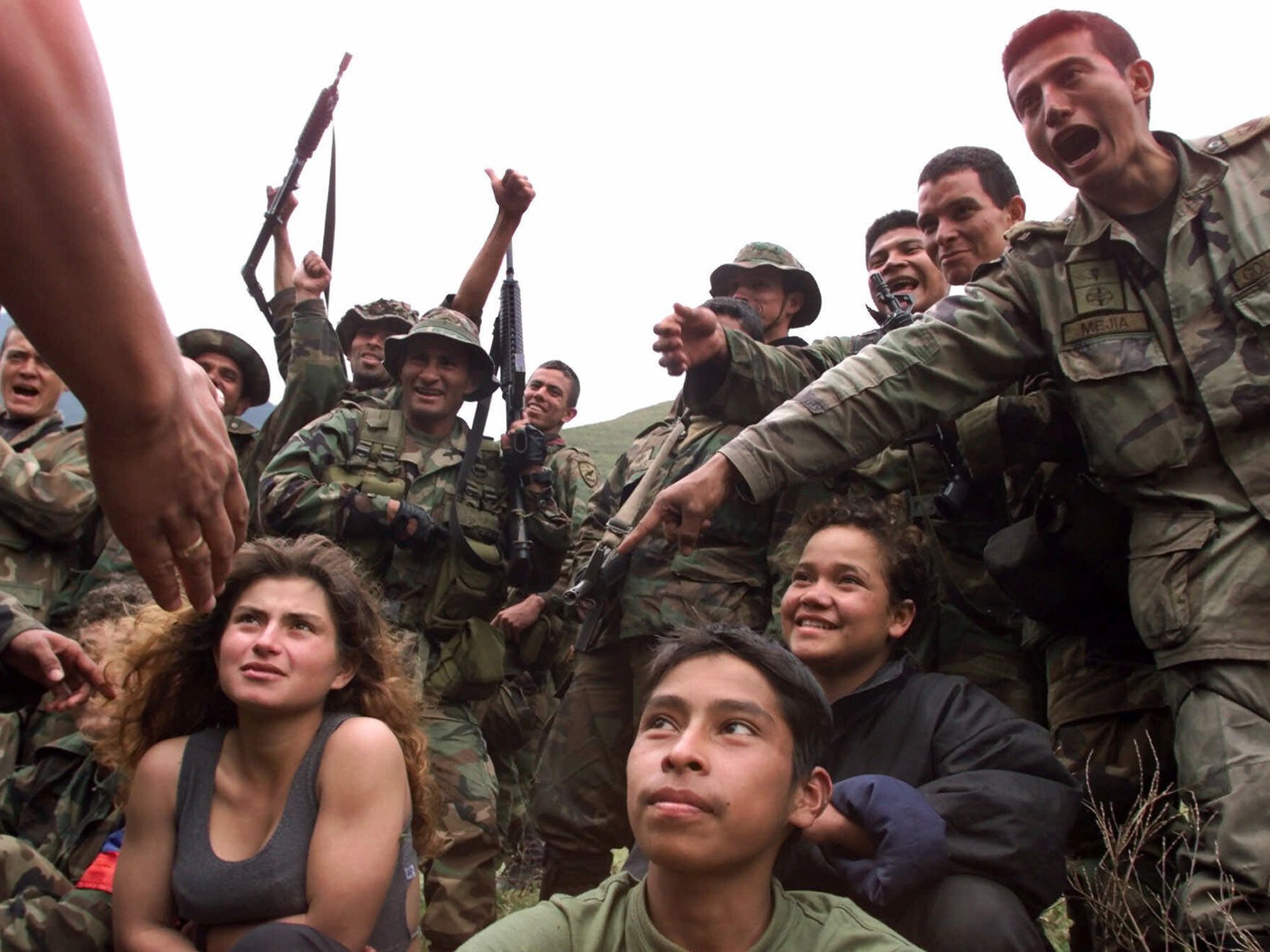 Las FARC reclutaron a de 18.000 niños soldados en Colombia | Planeta | EL PAÍS