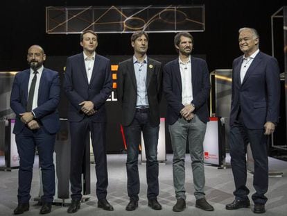Desde la izquierda: Jordi Cañas , (Ciudadanos), Javi López (PSC); Jordi Solé (ERC), Ernest Urtasun (En Comú Podem) y Esteban González Pons (PP), en el debate de las elecciones europeas en TV3 este martes.