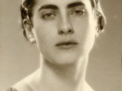 Marga Gil Roësset, pintora y escultora española, en 1932.