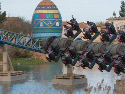 Una atracción del parque de atracciones PortAventura.