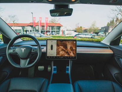 Interior de los Tesla.