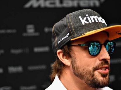 Fernando Alonso, en el paddock del circuito de Mónaco.