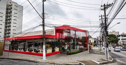 Primer restaurante de la cadena Habib's en la calle de Cerro Corá, en el barrio alto de Pinheiros, en São Paulo, abierto en 1988.