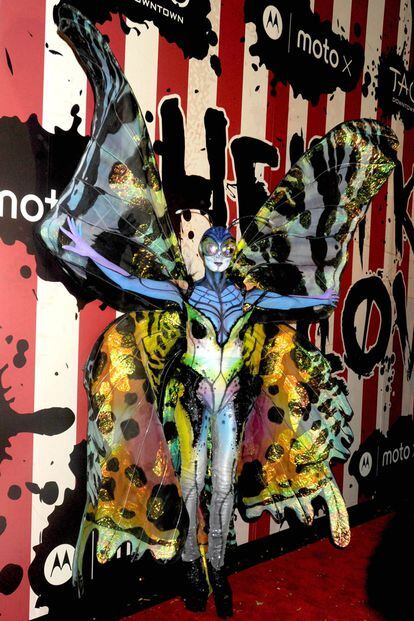 En 2014, impactó convirtiéndose en una mariposa gigante con todo lujo de detalles. La reina de los disfraces fue el insecto más vistoso de la noche de Brujas.