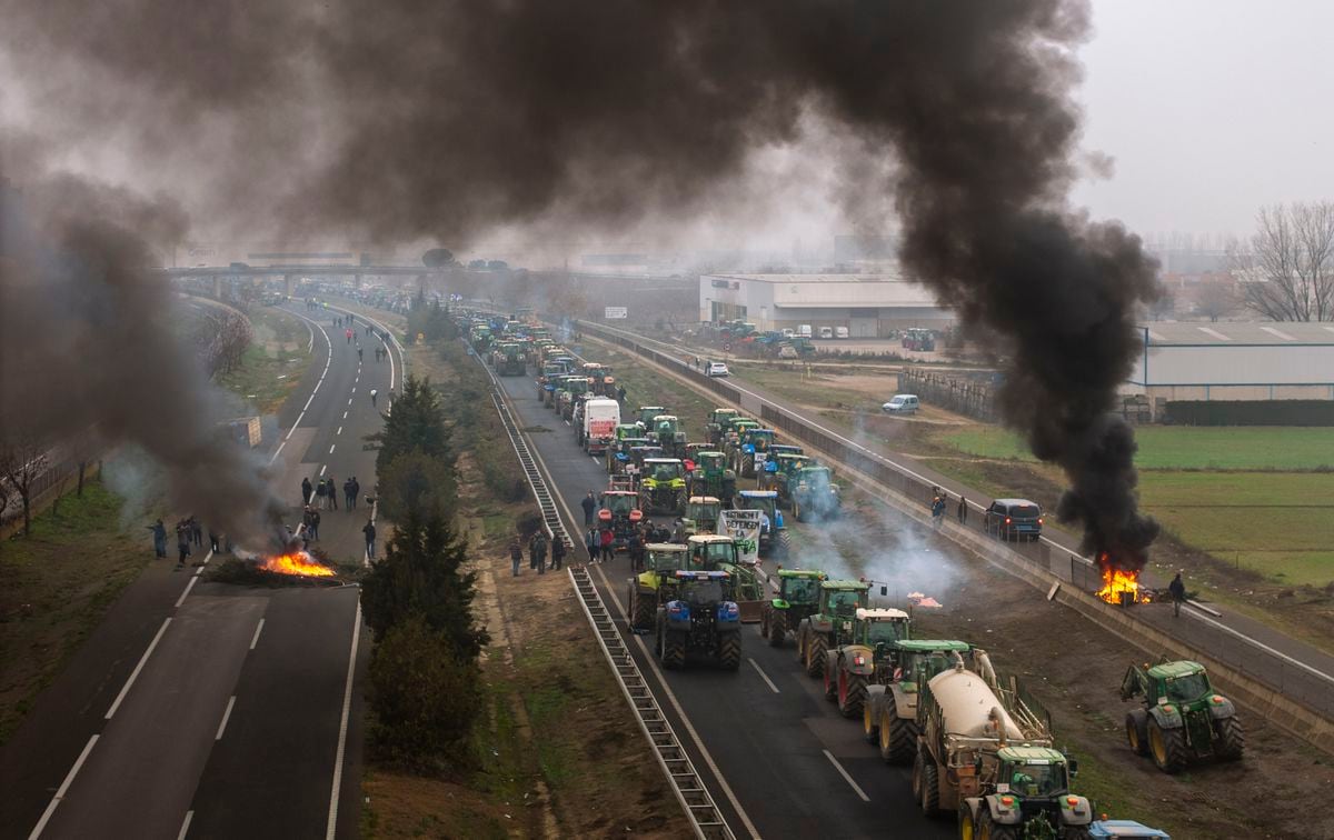 Las im genes de las tractoradas en Espa a