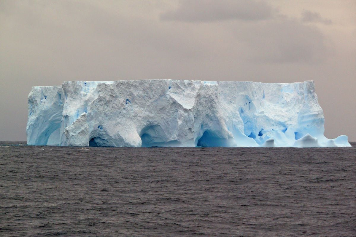 Estrictamente Flecha Carnicero Los polos están conectados: cuando el hemisferio norte pierde hielo, el de  la Antártida se encoge | Ciencia | EL PAÍS
