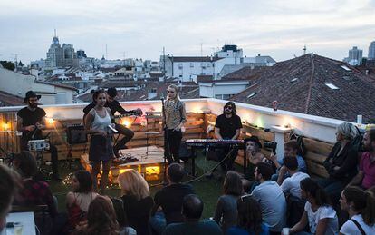 Uno de los conciertos de Sofar Sounds en Madrid.