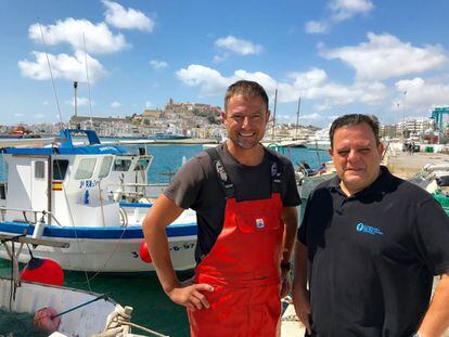 EL PESCADOR TONI BLAI (IZQUIERDA) Y PERE VALERA ( DERECHA) GERENTE DE PEIX NOSTRUM