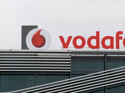 Si eres de Vodafone no te costará dinero llamar en fin de año