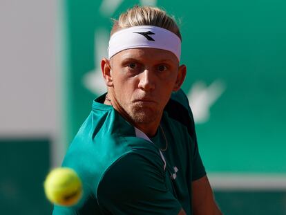 Davidovich, durante el partido contra Van Assche en Roland Garros.