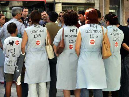 Manifestación de trabajadores de Sáez Merino contra la previsión del cierre de plantas y de despidos.