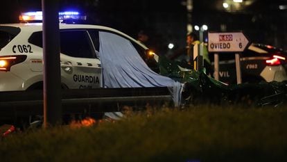 La Guardia Civil detiene a un hombre por presuntamente matar y decapitar a su padre en el concejo asturiano de Ribera de Arriba, el lunes.