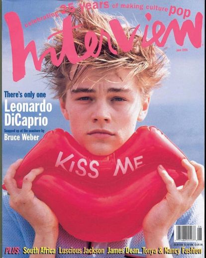 Leonardo DiCaprio fotografiado por Bruce Weber para la portada de junio de 1994.