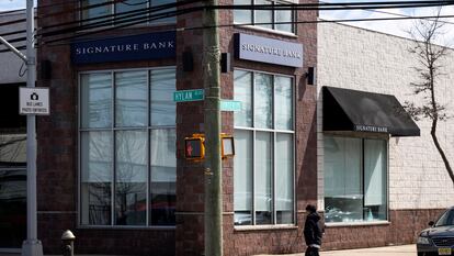 Oficina de Signature Bank en Staten Island (Nueva York), en una imagen del pasado 15 de marzo.