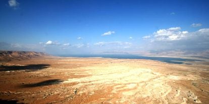Vista del Mar Muerto desde la fortaleza de Masada.