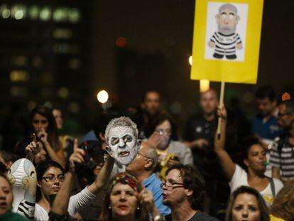 Protesta contra el Gobierno de Brasil.