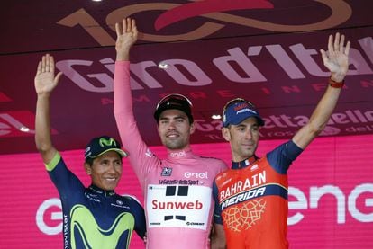 Nairo, Dumoulin, y Nibali, de izquierda a derecha, el podio final del Giro 2017.