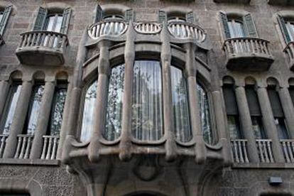 Fachada de la Casa Miquel Sayrach, en Barcelona.