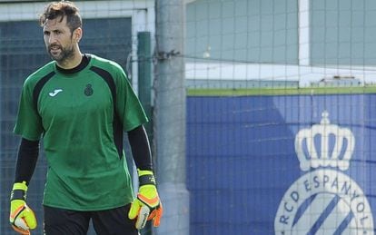 Diego López, durante un entrenamiento en Sant Adrià.